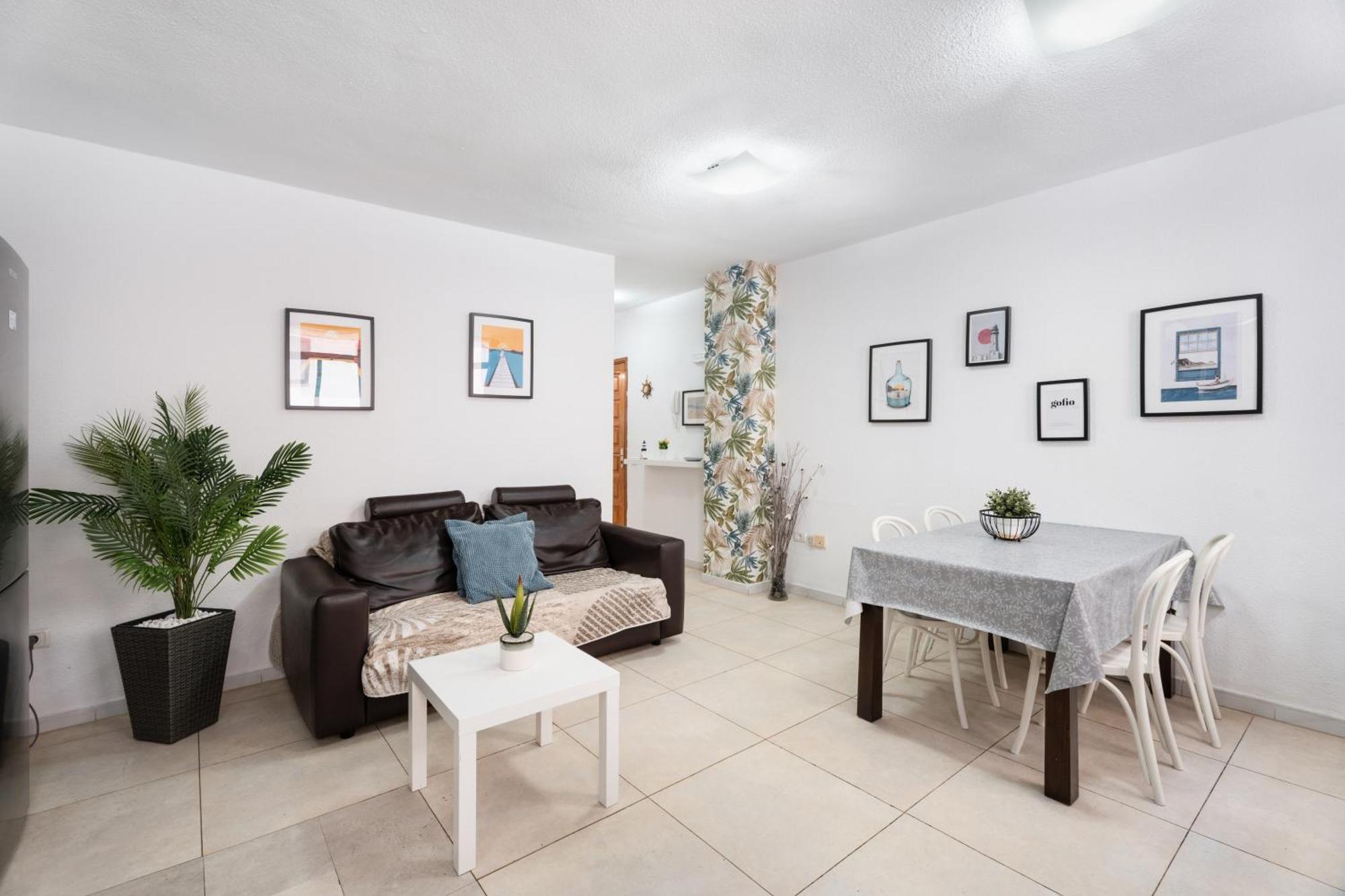 Apartment Paradise -